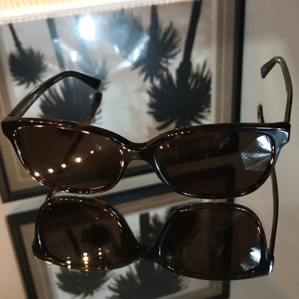 *SOLD* NEW 100% AUTH Gucci Sunglasses - Picture 5 of 8